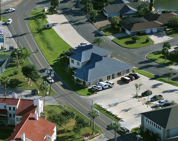 FULTON POINTE PROFESSIONAL SUITES: 621 S Fulton Beach Rd, Rockport, TX 78382